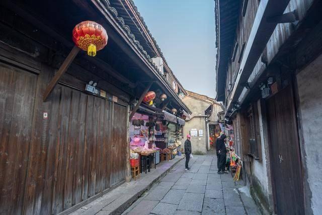 赣能股份(000899.SZ):赣能智慧拟1634.73万元投建赣能安义县建工5MW分布式光伏项目